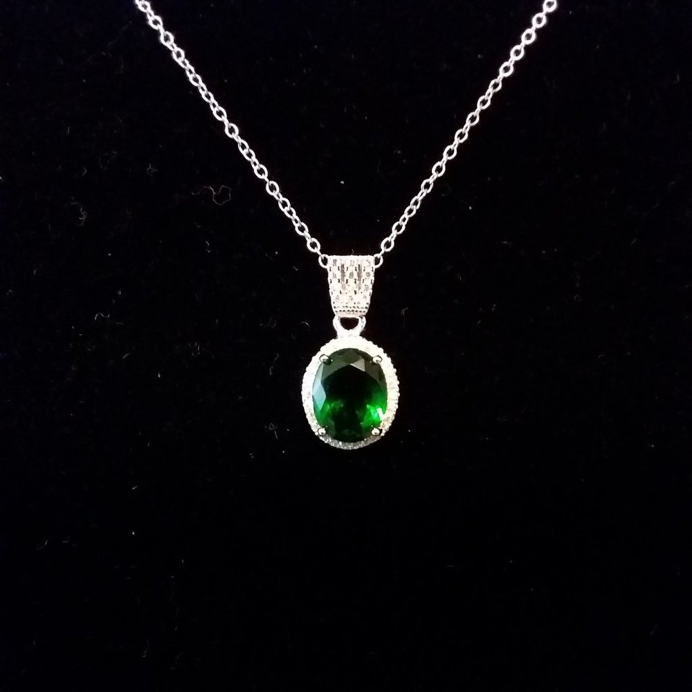 NEW! 2.50ct Emerald Oval Pendant with 16” Sterling Silver 925 Fine Chain